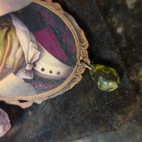 NWT: DEAR PRUDENCE of BERLIN necklace & brooch set 🍄🐸 TOAD & TOADSTOOL 🐸🍄! - Picture 4 of 8